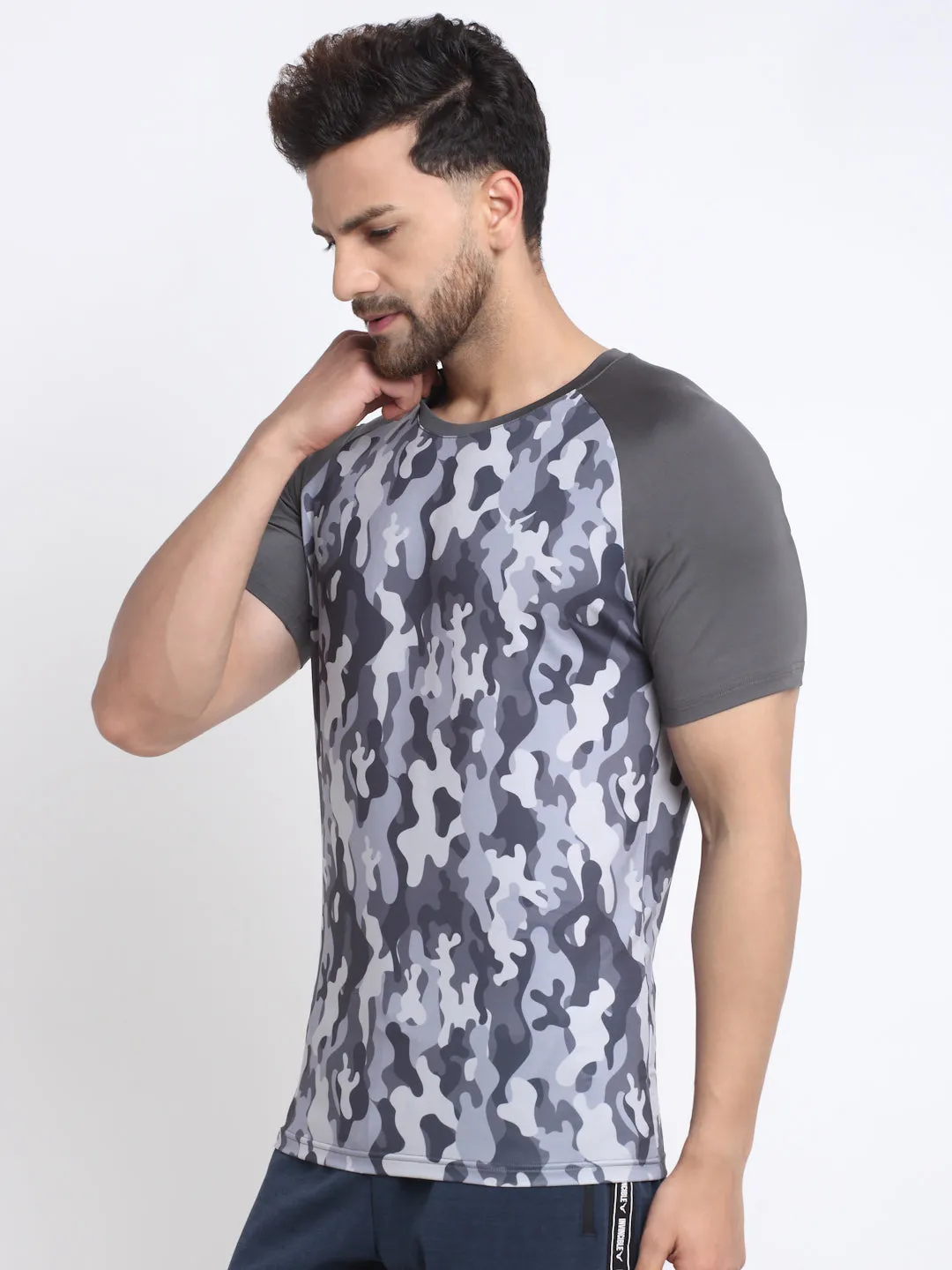 Invincible Men's Camo T-Shirt