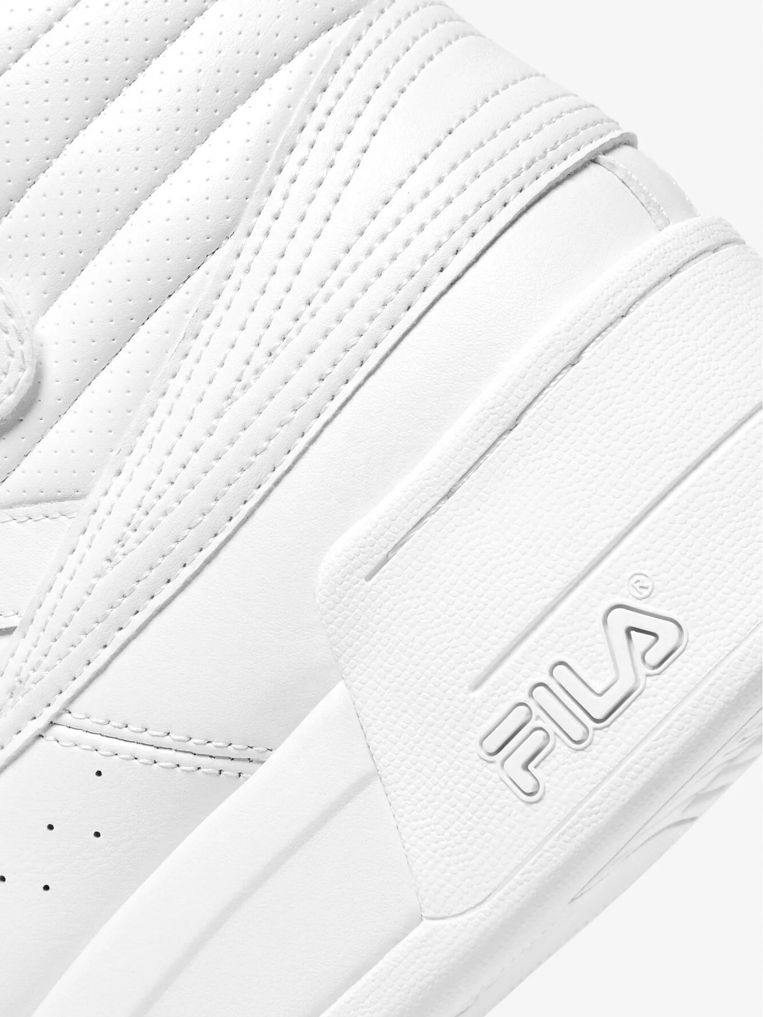 WOMENS FILA F-14 LIFTED - CLEARANCE